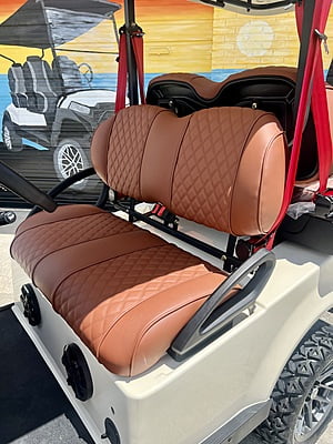2024 Moxy 4s White 2024 Moxy 4s White